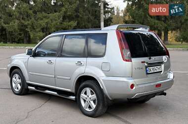 Внедорожник / Кроссовер Nissan X-Trail 2003 в  фото 20 Внедорожник / Кроссовер Nissan X-Trail 2003 в