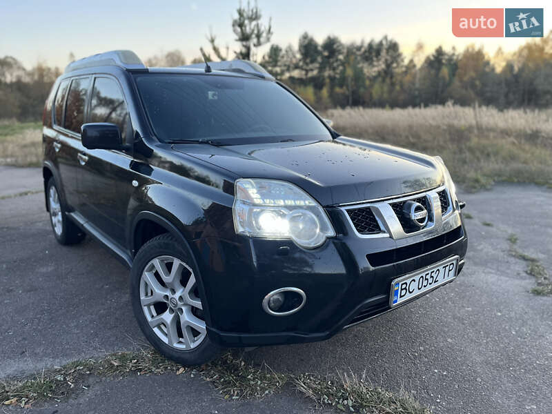 Внедорожник / Кроссовер Nissan X-Trail 2013 в Шептицькому