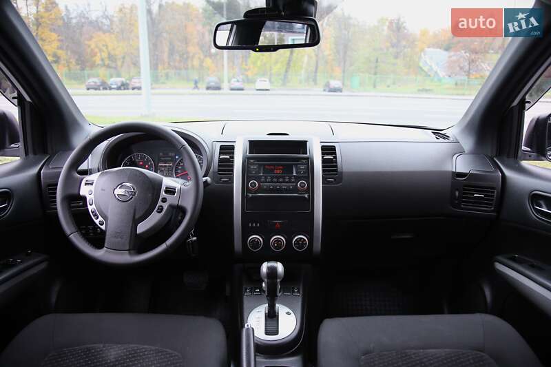 Позашляховик / Кросовер Nissan X-Trail 2012 в Харкові