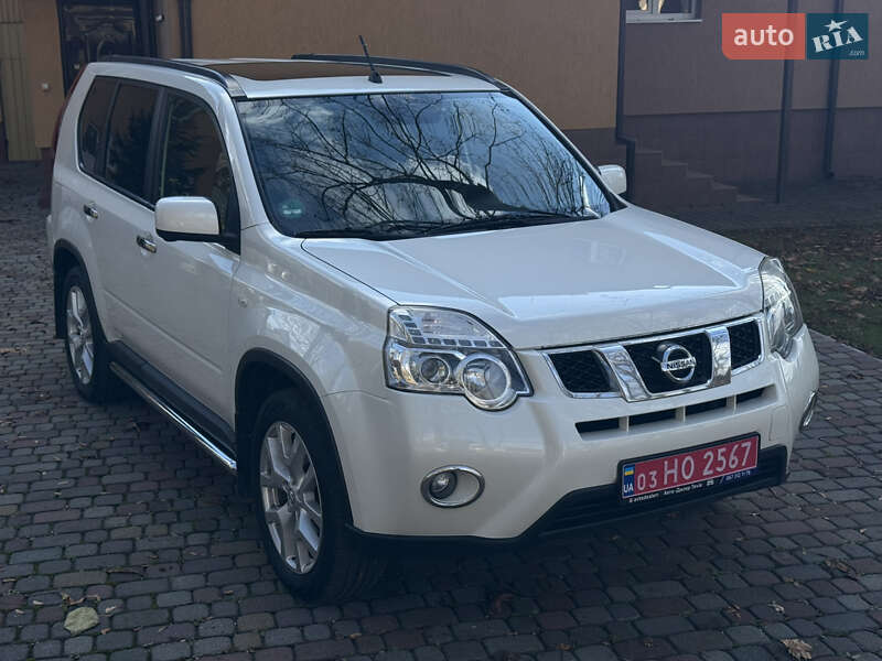 Позашляховик / Кросовер Nissan X-Trail 2013 в Тячеві фото 3 Позашляховик / Кросовер Nissan X-Trail 2013 в Тячеві