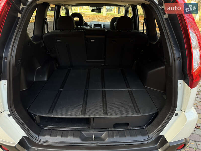 Позашляховик / Кросовер Nissan X-Trail 2013 в Тячеві фото 23 Позашляховик / Кросовер Nissan X-Trail 2013 в Тячеві