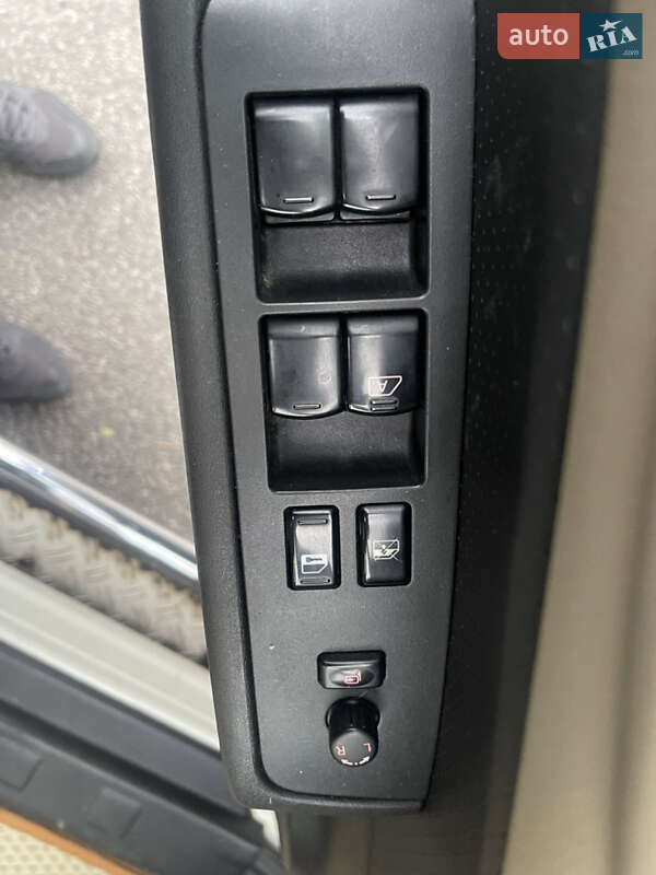 Позашляховик / Кросовер Nissan X-Trail 2007 в Києві фото 20 Позашляховик / Кросовер Nissan X-Trail 2007 в Києві