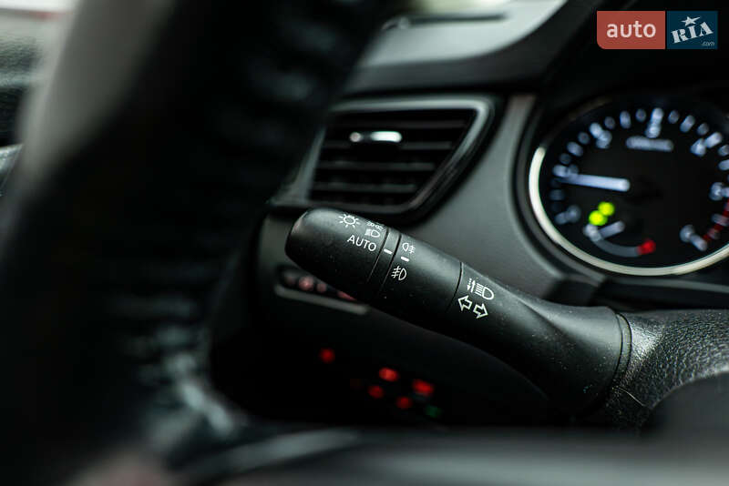 Позашляховик / Кросовер Nissan X-Trail 2018 в Києві фото 15 Позашляховик / Кросовер Nissan X-Trail 2018 в Києві