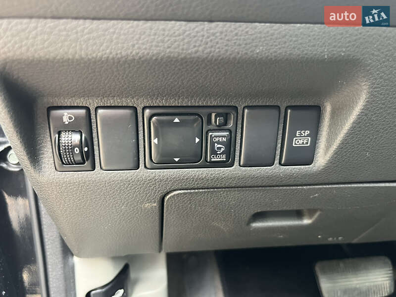 Позашляховик / Кросовер Nissan X-Trail 2004 в Броварах