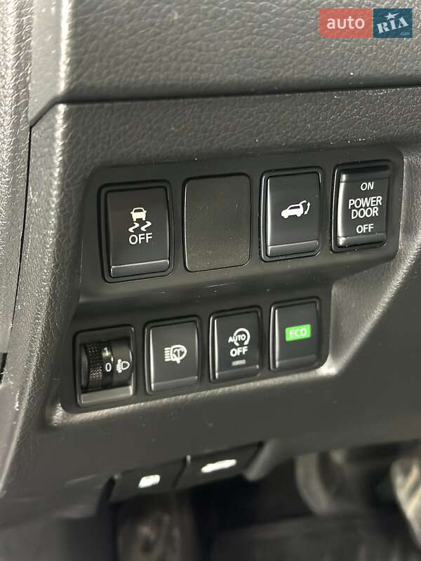 Внедорожник / Кроссовер Nissan X-Trail 2017 в Тернополе