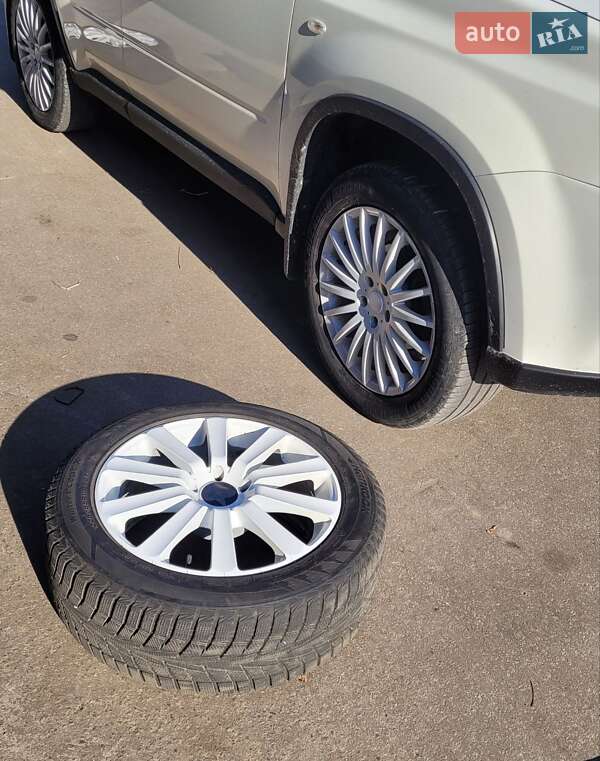 Внедорожник / Кроссовер Nissan X-Trail 2014 в Броварах