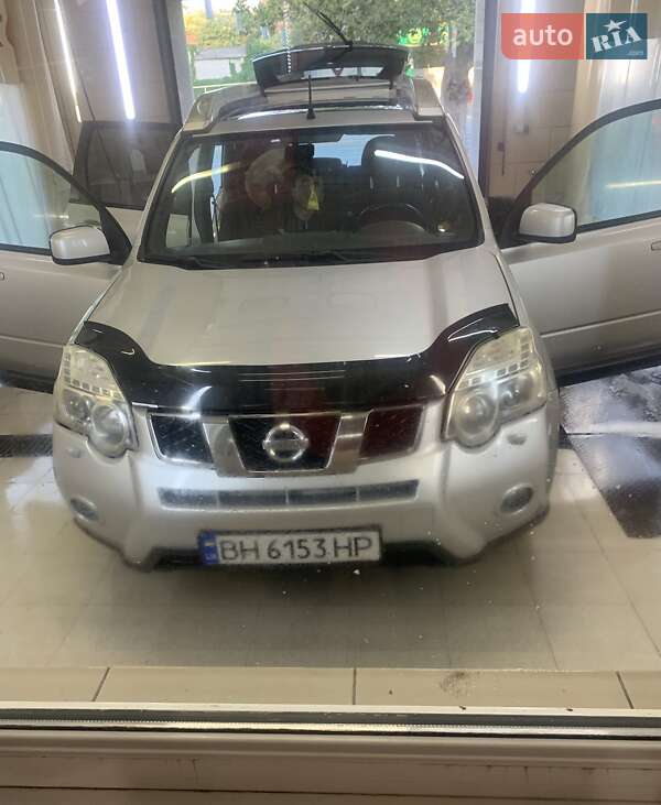 Внедорожник / Кроссовер Nissan X-Trail 2010 в Одессе