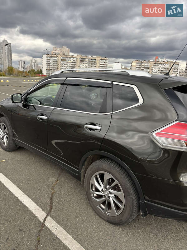 Внедорожник / Кроссовер Nissan X-Trail 2015 в Киеве фото 2 Внедорожник / Кроссовер Nissan X-Trail 2015 в Киеве