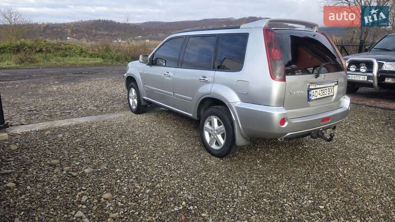 Внедорожник / Кроссовер Nissan X-Trail 2004 в Тячеве фото 2 Внедорожник / Кроссовер Nissan X-Trail 2004 в Тячеве