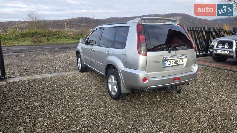 Внедорожник / Кроссовер Nissan X-Trail 2004 в Тячеве фото 6 Внедорожник / Кроссовер Nissan X-Trail 2004 в Тячеве
