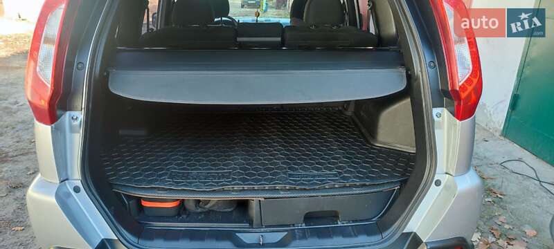 Внедорожник / Кроссовер Nissan X-Trail 2013 в Десне фото 18 Внедорожник / Кроссовер Nissan X-Trail 2013 в Десне