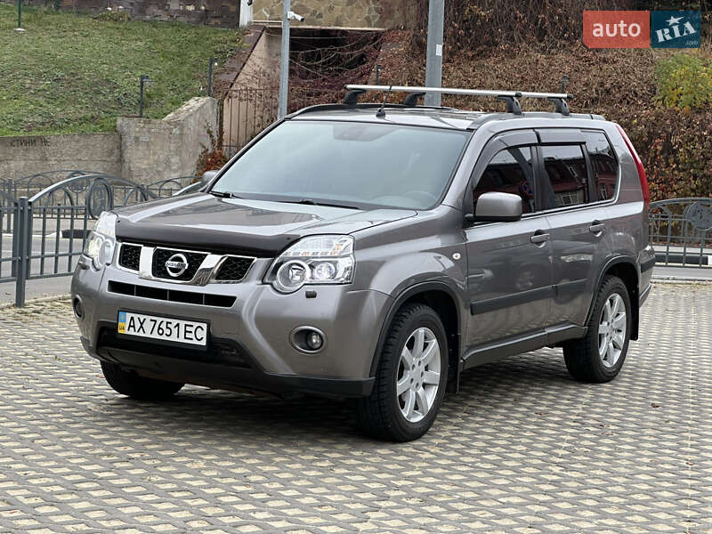 Внедорожник / Кроссовер Nissan X-Trail 2012 в Харькове
