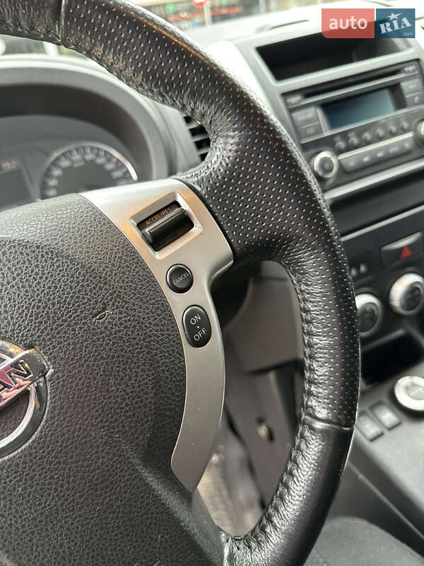 Внедорожник / Кроссовер Nissan X-Trail 2012 в Харькове