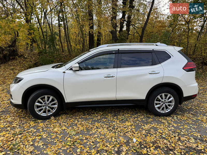 Позашляховик / Кросовер Nissan X-Trail 2019 в Києві