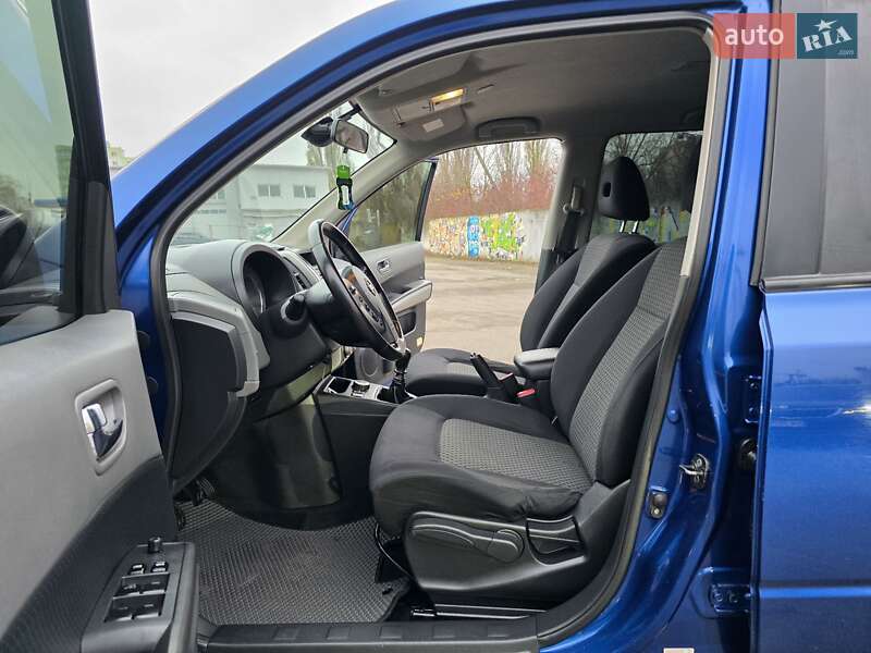 Позашляховик / Кросовер Nissan X-Trail 2007 в Хмельницькому