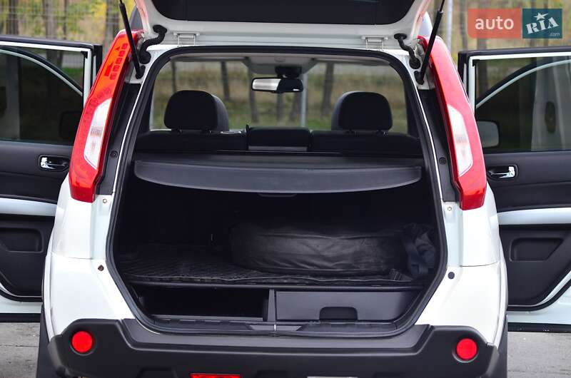 Внедорожник / Кроссовер Nissan X-Trail 2013 в Днепре