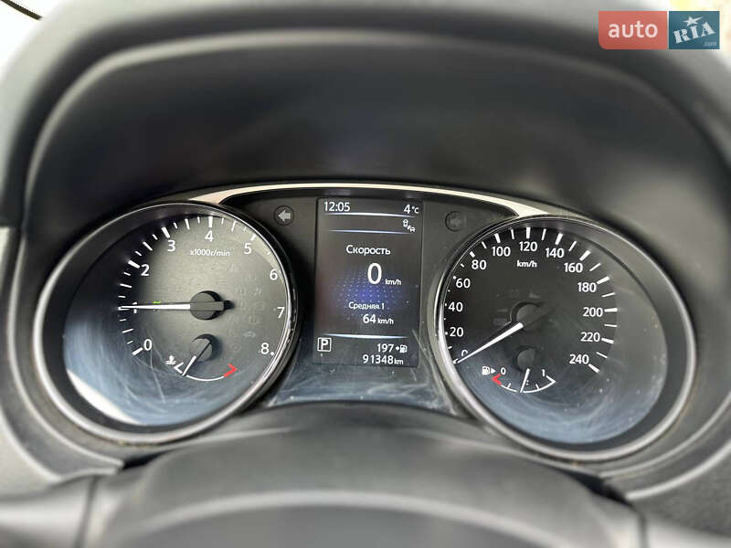 Внедорожник / Кроссовер Nissan X-Trail 2017 в Дрогобыче