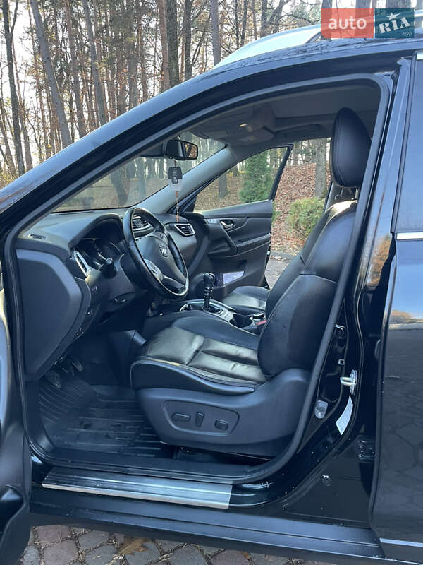 Внедорожник / Кроссовер Nissan X-Trail 2015 в Трускавце фото 26 Внедорожник / Кроссовер Nissan X-Trail 2015 в Трускавце