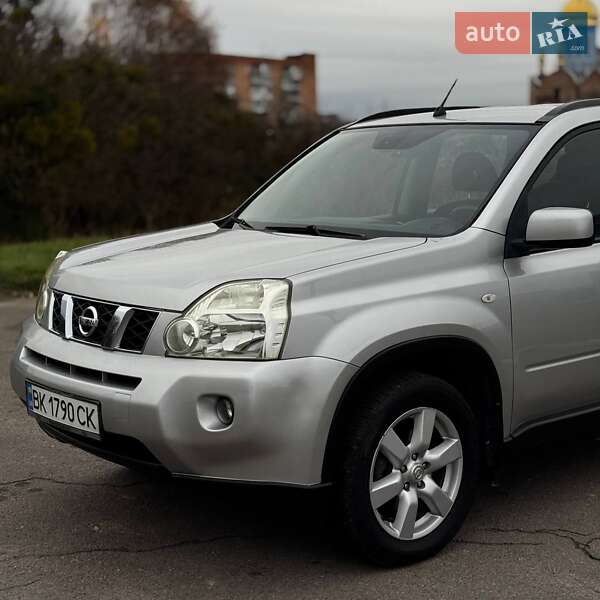 Внедорожник / Кроссовер Nissan X-Trail 2007 в Ровно фото 11 Внедорожник / Кроссовер Nissan X-Trail 2007 в Ровно