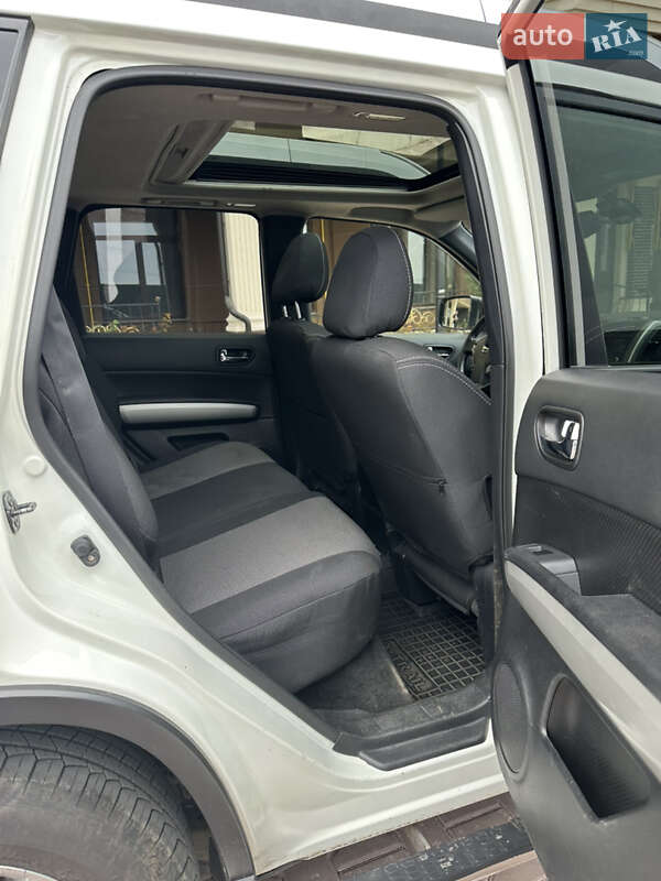 Внедорожник / Кроссовер Nissan X-Trail 2013 в Киеве фото 43 Внедорожник / Кроссовер Nissan X-Trail 2013 в Киеве