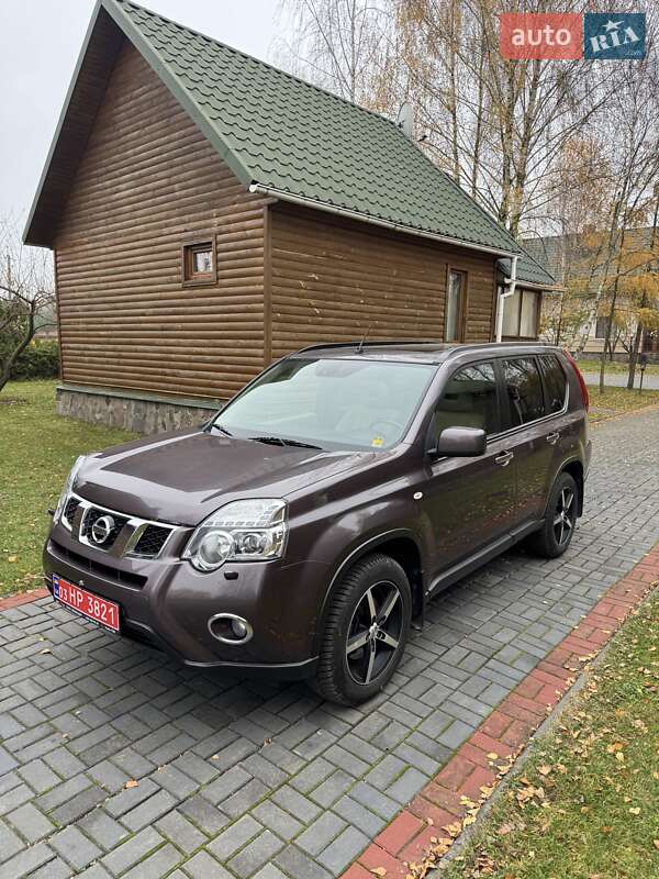 Внедорожник / Кроссовер Nissan X-Trail 2012 в Луцке фото 2 Внедорожник / Кроссовер Nissan X-Trail 2012 в Луцке