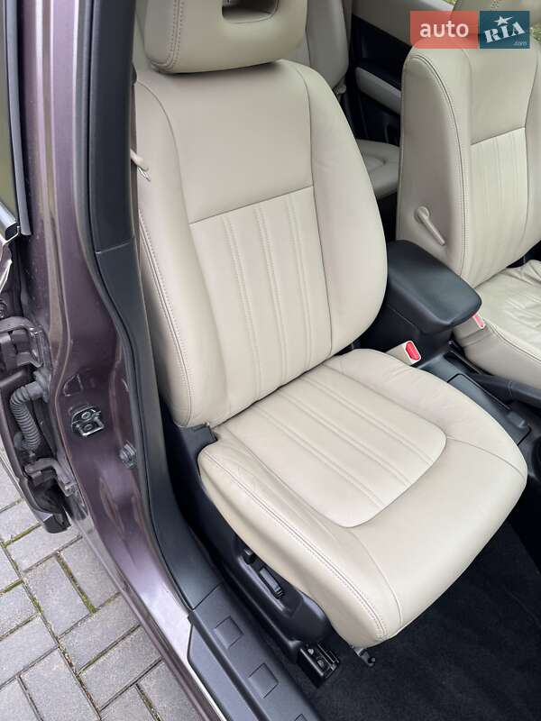 Внедорожник / Кроссовер Nissan X-Trail 2012 в Луцке фото 40 Внедорожник / Кроссовер Nissan X-Trail 2012 в Луцке