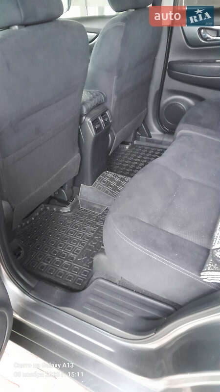 Внедорожник / Кроссовер Nissan X-Trail 2014 в Николаеве фото 20 Внедорожник / Кроссовер Nissan X-Trail 2014 в Николаеве