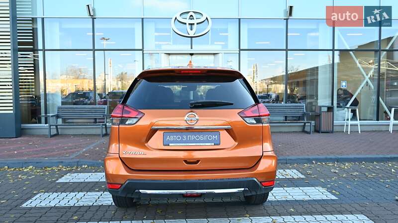 Внедорожник / Кроссовер Nissan X-Trail 2017 в Киеве