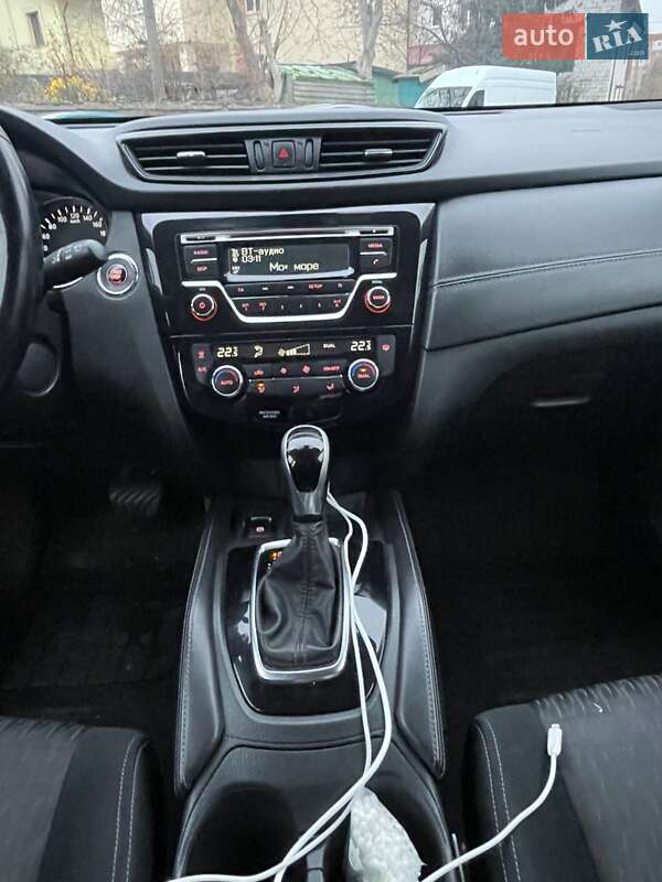 Позашляховик / Кросовер Nissan X-Trail 2021 в Львові