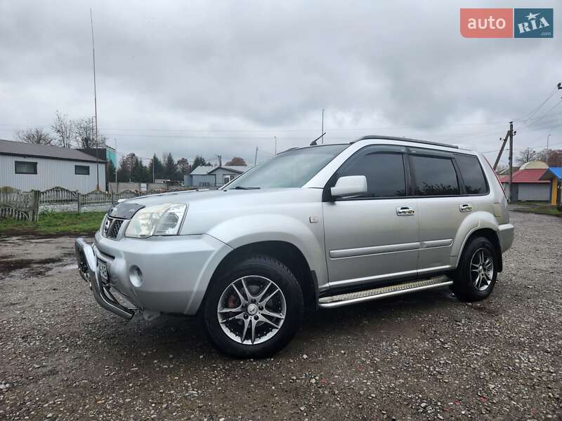 Внедорожник / Кроссовер Nissan X-Trail 2003 в Борисполе