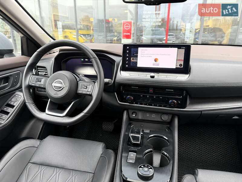 Внедорожник / Кроссовер Nissan X-Trail 2022 в Киеве