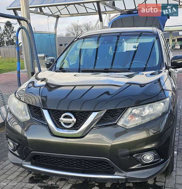 Позашляховик / Кросовер Nissan X-Trail 2017 в Луцьку