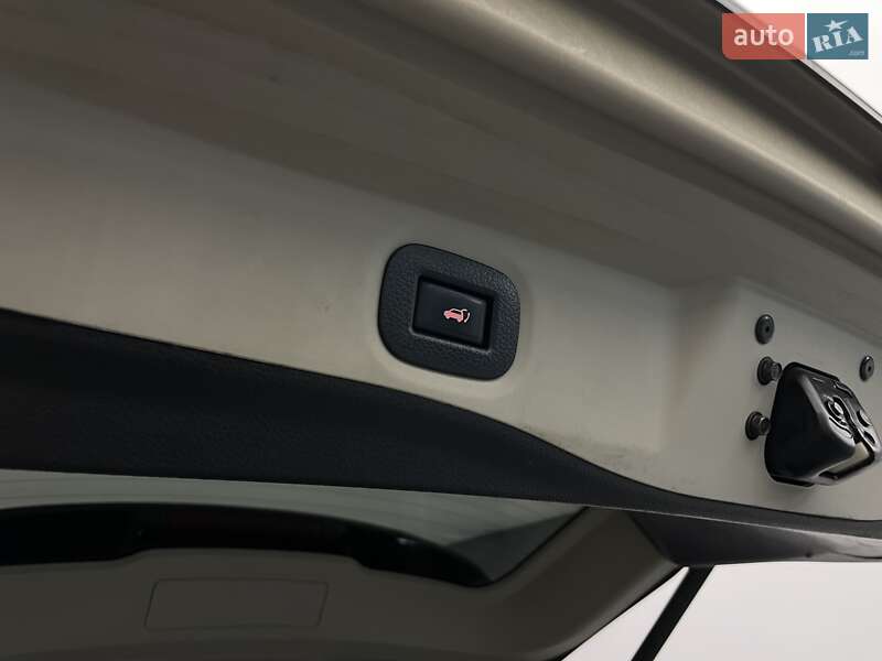 Внедорожник / Кроссовер Nissan X-Trail 2018 в Киеве фото 8 Внедорожник / Кроссовер Nissan X-Trail 2018 в Киеве