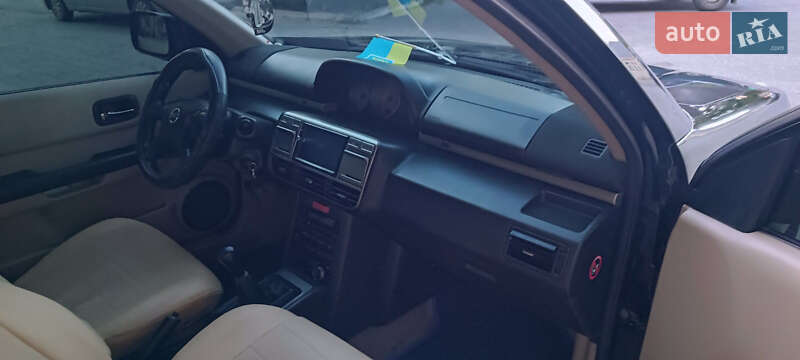 Внедорожник / Кроссовер Nissan X-Trail 2002 в Новом Буге фото 12 Внедорожник / Кроссовер Nissan X-Trail 2002 в Новом Буге