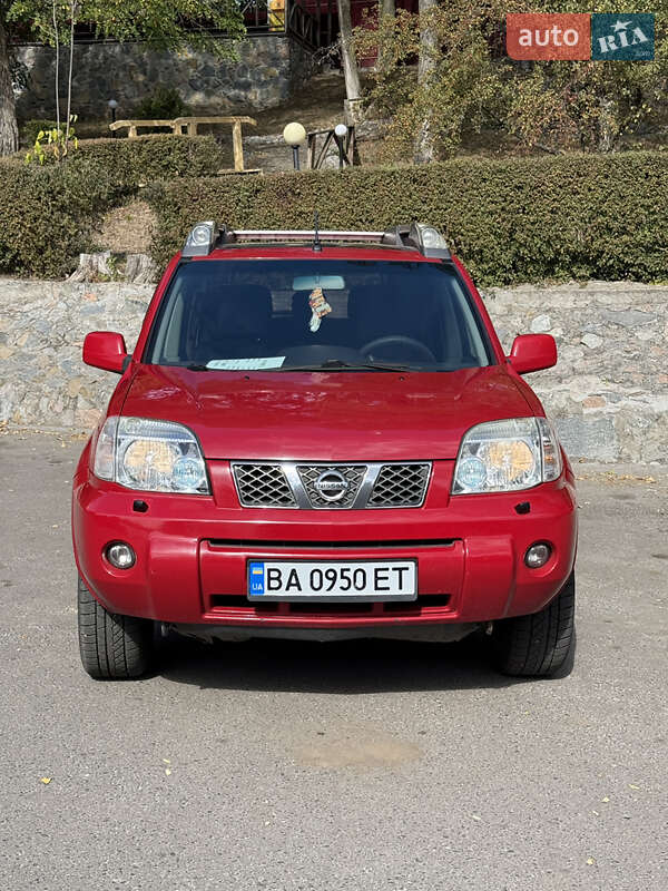 Внедорожник / Кроссовер Nissan X-Trail 2007 в Кропивницком фото Внедорожник / Кроссовер Nissan X-Trail 2007 в Кропивницком