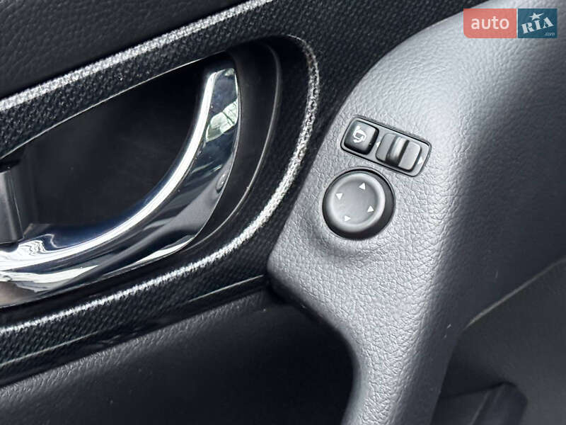 Внедорожник / Кроссовер Nissan X-Trail 2017 в Ахтырке фото 27 Внедорожник / Кроссовер Nissan X-Trail 2017 в Ахтырке