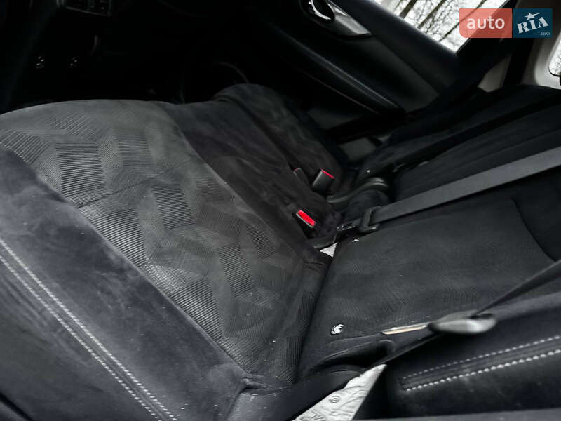 Внедорожник / Кроссовер Nissan X-Trail 2017 в Ахтырке фото 43 Внедорожник / Кроссовер Nissan X-Trail 2017 в Ахтырке