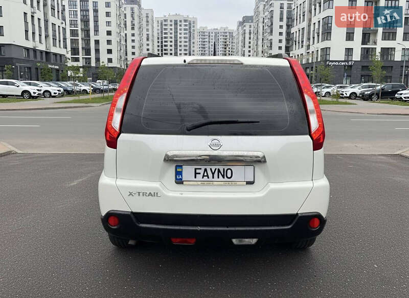 Внедорожник / Кроссовер Nissan X-Trail 2013 в Киеве