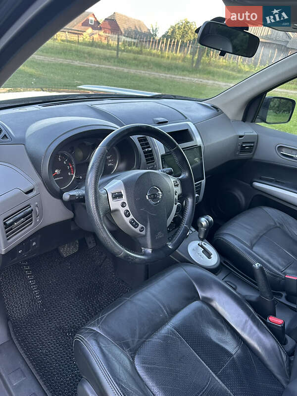 Внедорожник / Кроссовер Nissan X-Trail 2008 в Черновцах