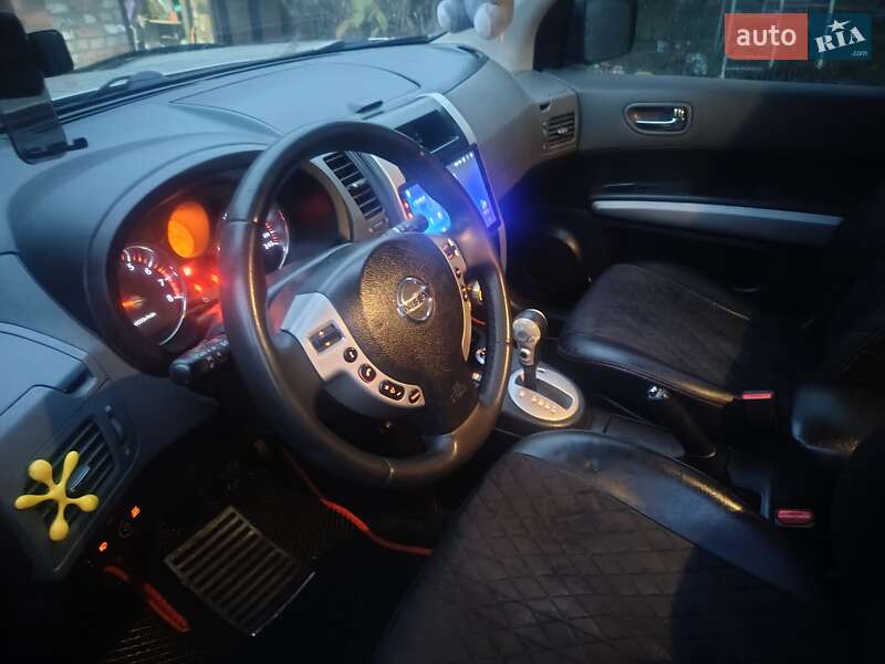 Внедорожник / Кроссовер Nissan X-Trail 2008 в Ромнах