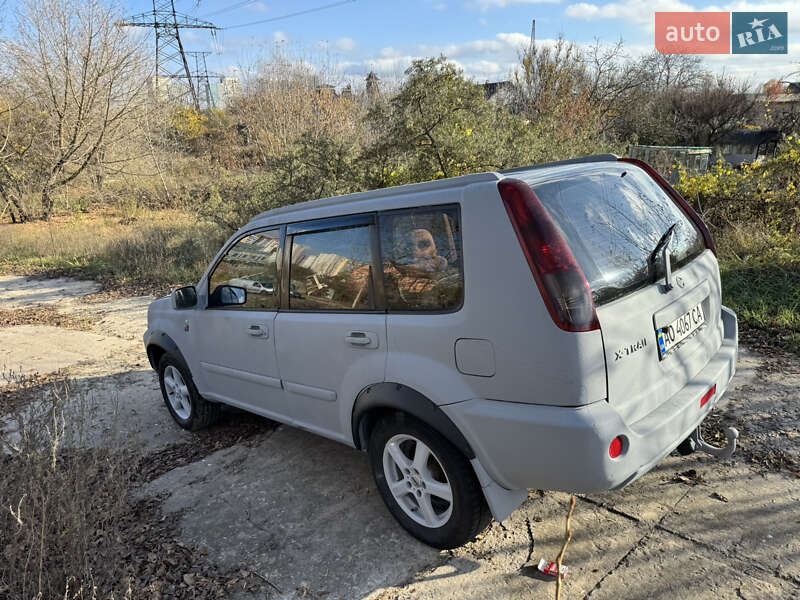 Внедорожник / Кроссовер Nissan X-Trail 2005 в Киеве