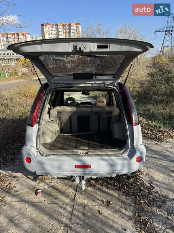 Внедорожник / Кроссовер Nissan X-Trail 2005 в Киеве