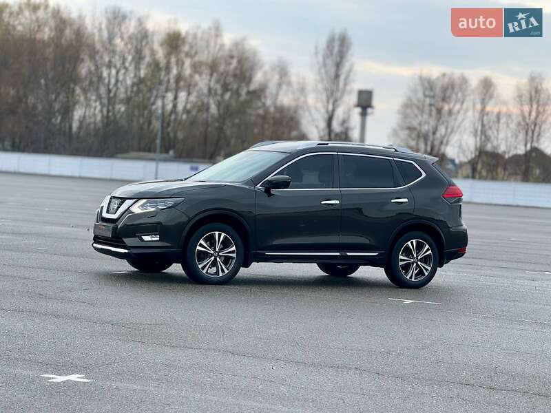 Позашляховик / Кросовер Nissan X-Trail 2017 в Києві фото 17 Позашляховик / Кросовер Nissan X-Trail 2017 в Києві