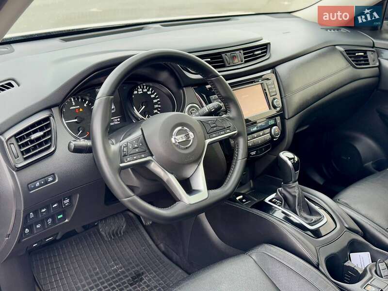 Позашляховик / Кросовер Nissan X-Trail 2017 в Києві фото 23 Позашляховик / Кросовер Nissan X-Trail 2017 в Києві