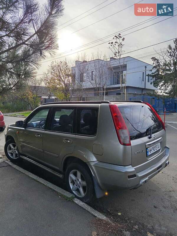 Внедорожник / Кроссовер Nissan X-Trail 2001 в Белгороде-Днестровском