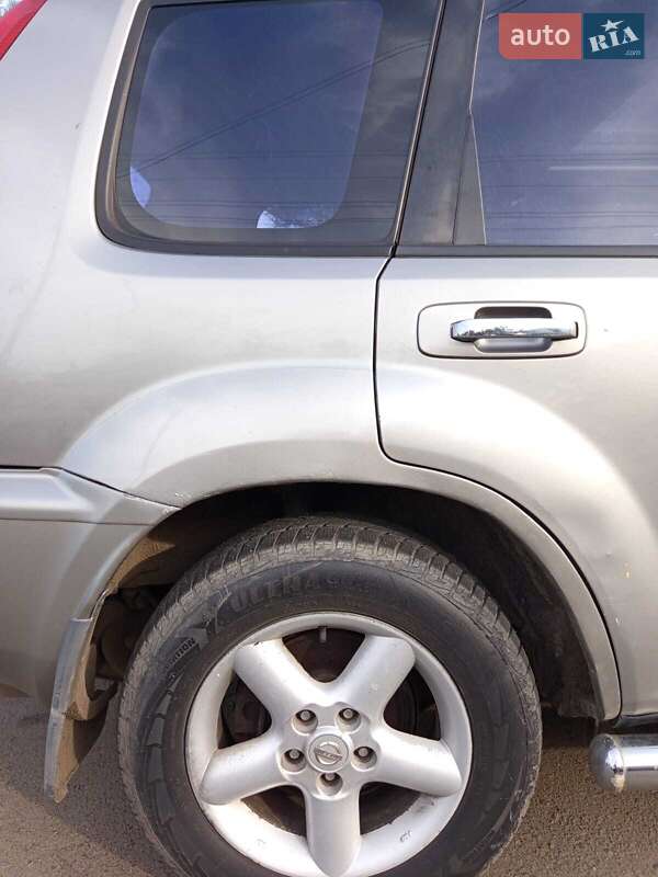 Внедорожник / Кроссовер Nissan X-Trail 2001 в Белгороде-Днестровском