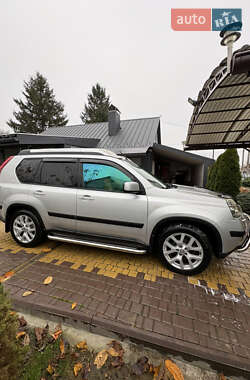 Позашляховик / Кросовер Nissan X-Trail 2011 в Бучі