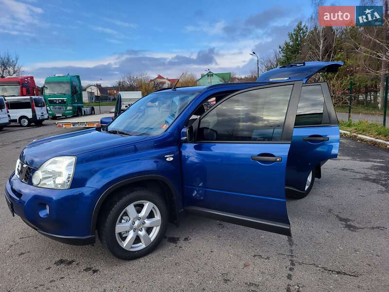 Внедорожник / Кроссовер Nissan X-Trail 2007 в Хмельницком