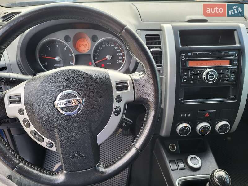 Внедорожник / Кроссовер Nissan X-Trail 2007 в Хмельницком