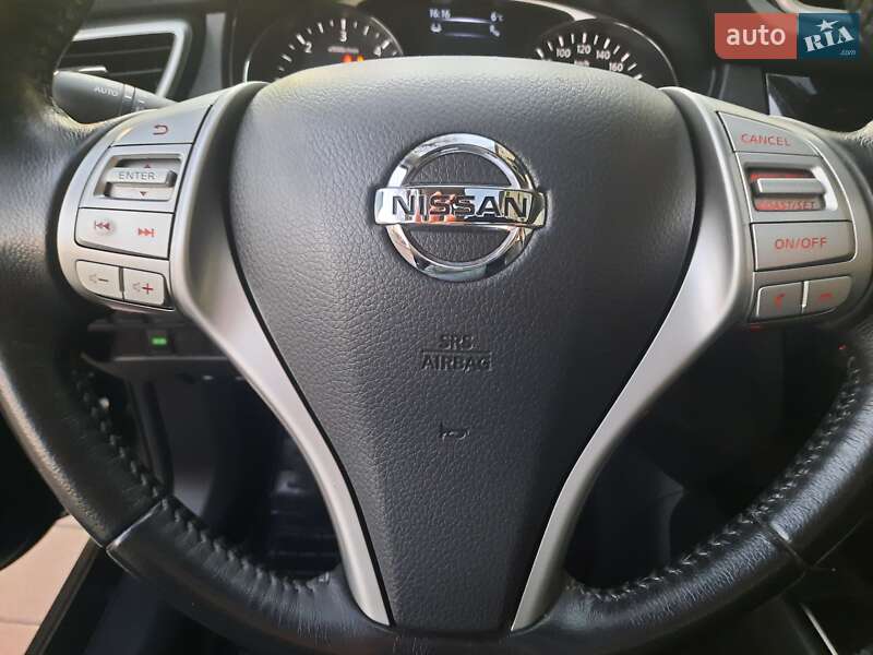 Внедорожник / Кроссовер Nissan X-Trail 2016 в Виннице